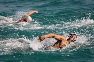 گزارش تصویری_مسابقات شنا آب‌های آزاد بزرگداشت روز کیش