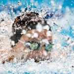 در ادامه برگزاری جشنواره سراسری شنا و سلامت در سطح کشور استان تهران به میزبانی استخر 9دی رقابت های خود را برای شناگران پسر زیر 12 سال برگزار می کند.