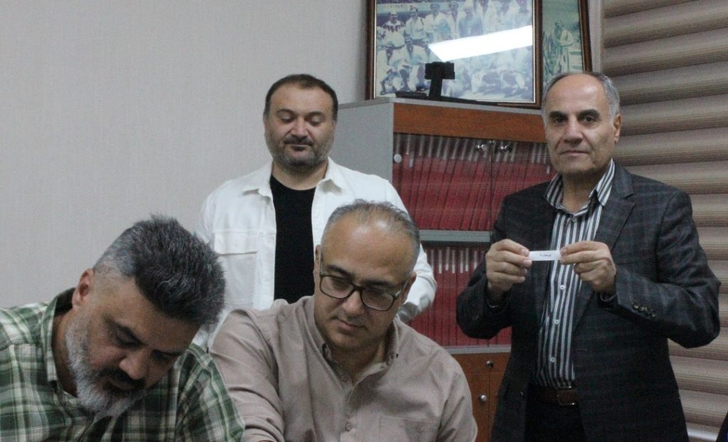 قرعه‌کشی سی‌و‌پنجمین دوره لیگ برتر واترپلو کشور برگزار شد/ گزارش تصویری 